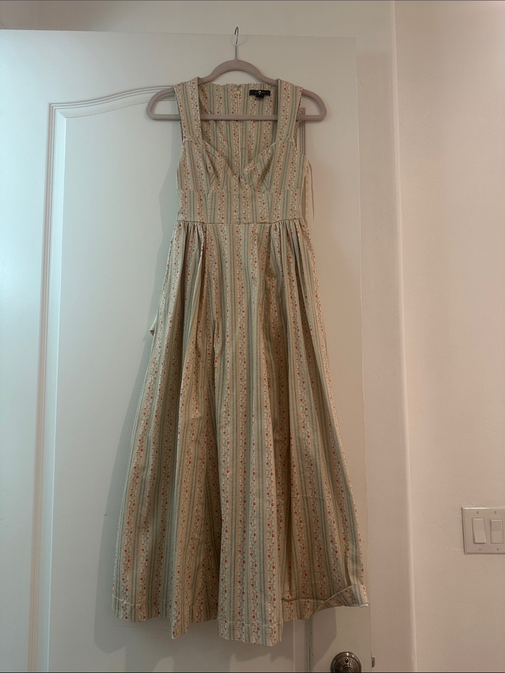 Sleeveless Maxi Dress in Light Sage Floral Stripe